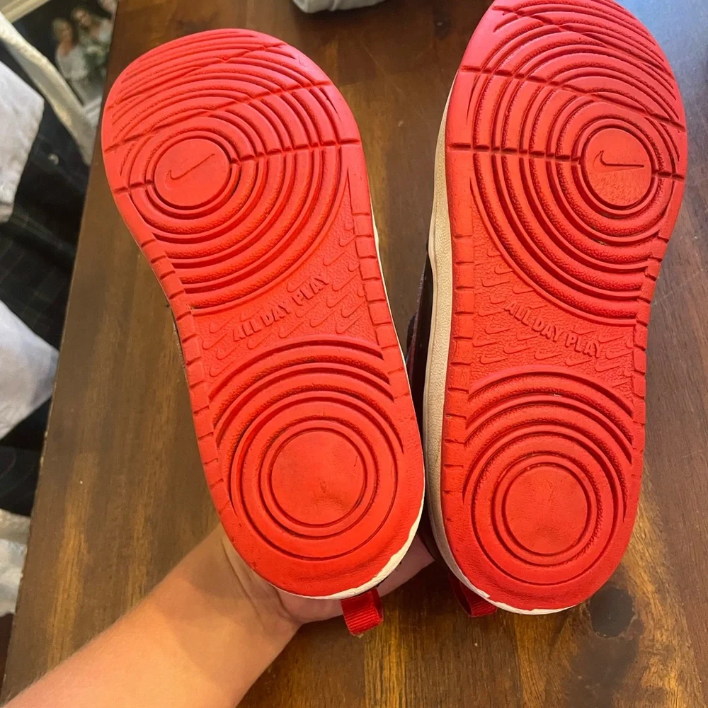 Nike all day play sneakers